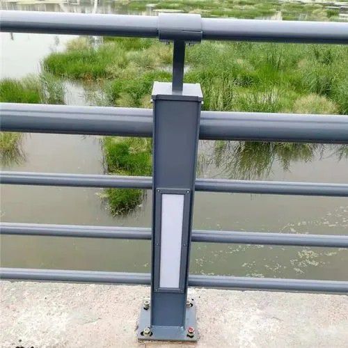 灯光金属